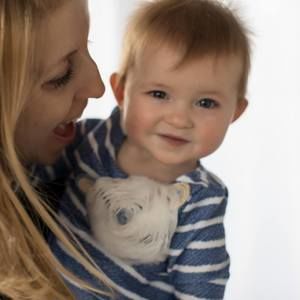 Meet your Posher, Dina